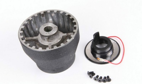 Naba kierownicy BMW 3 E30 HUB Sports