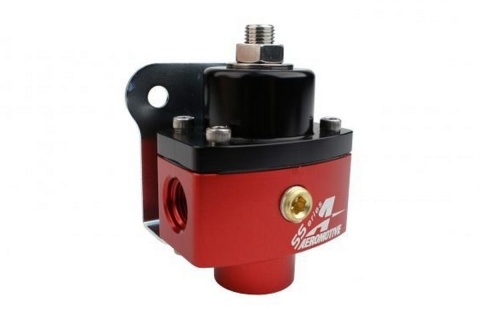 Regulator ciśnienia paliwa Aeromotive SS GAŹNIK 750KM ORB-06 Red/Black